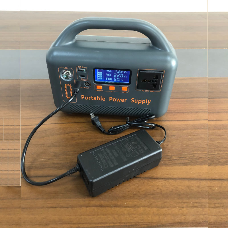 Outdoor Emergency Portable Pow – Solar Emergency Charger recenzja i cena